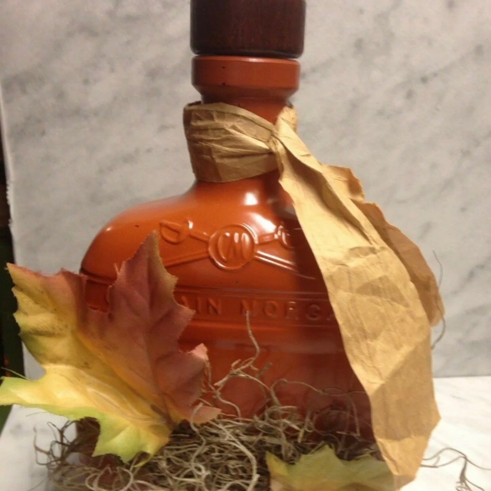 Handcrafted Bottle Decor “Pumpkin”